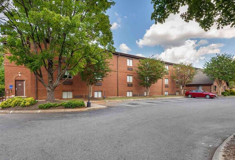 Extended Stay America Select Suites Charlotte University E