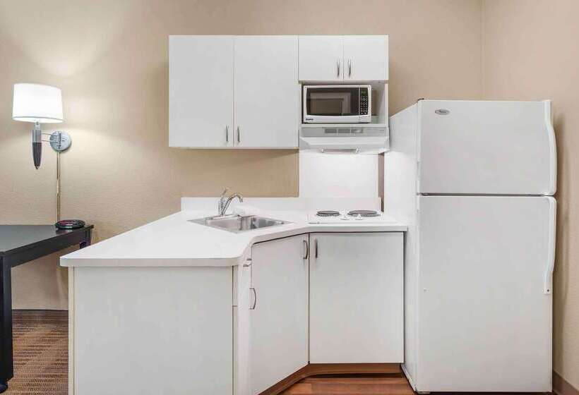 Extended Stay America Select Suites   Chicago   Lisle