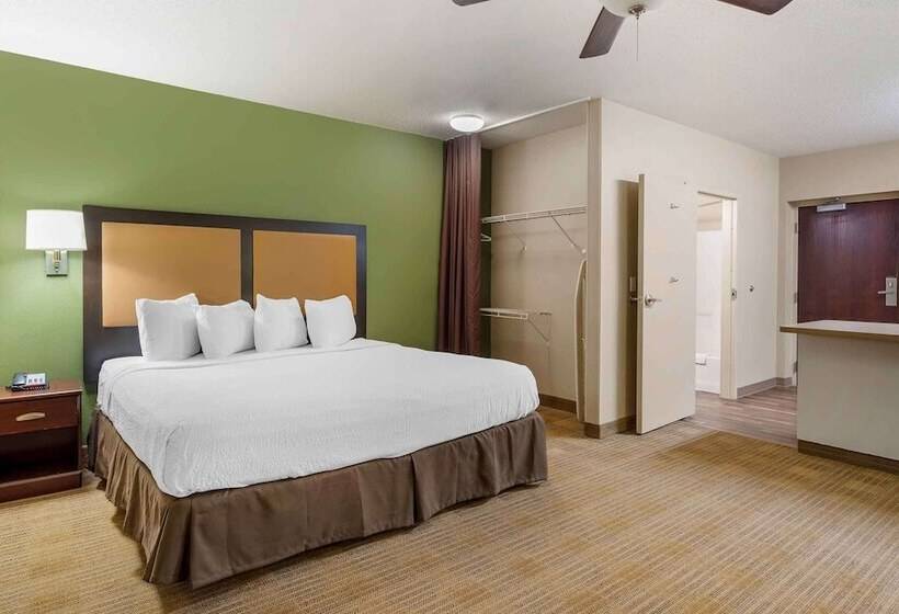 Extended Stay America Select Suites Chicago Lisle