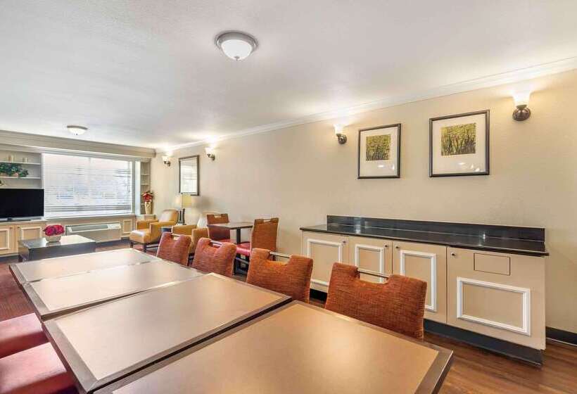 Extended Stay America Select Suites   Chicago   Lombard   Oakbrook