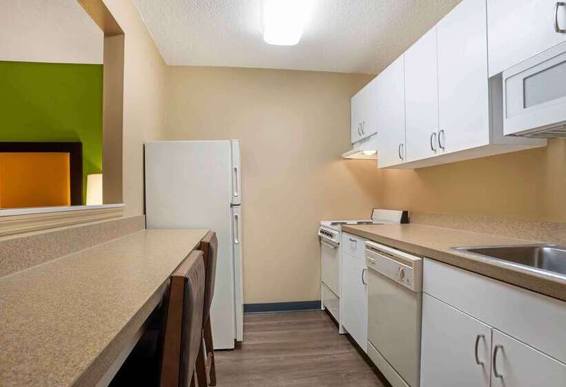 Extended Stay America Suites  Tallahassee  Killearn