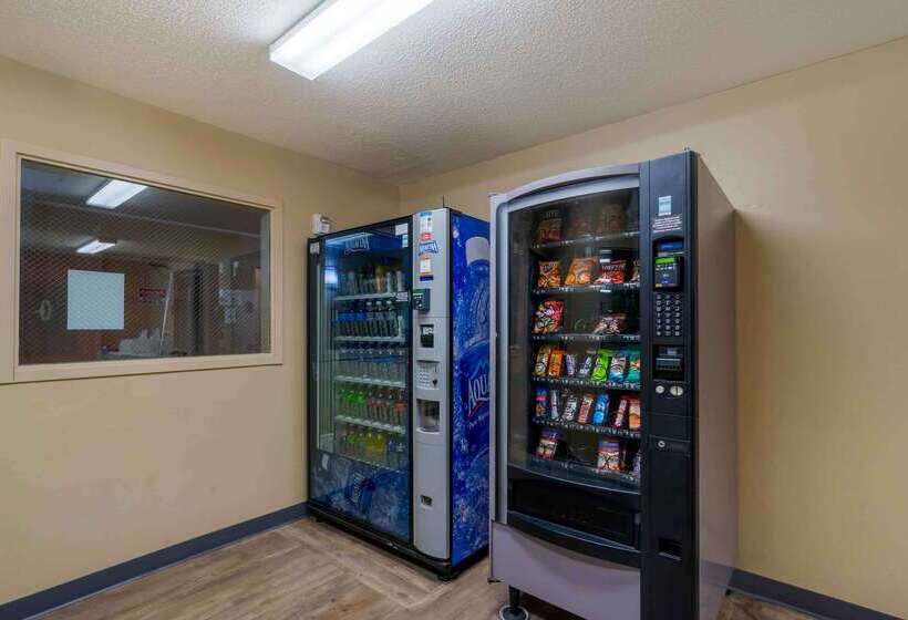 Extended Stay America Select Suites Tampa Airport Memorial Hwy