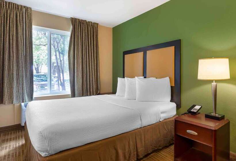 Extended Stay America Select Suites Tampa Airport Memorial Hwy