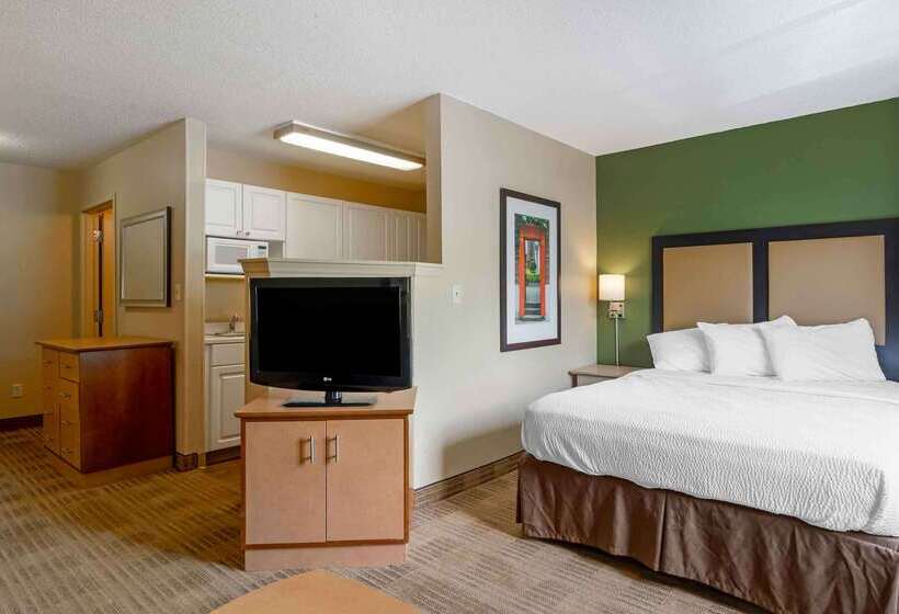 Extended Stay America Select Suites Tampa Airport Memorial Hwy