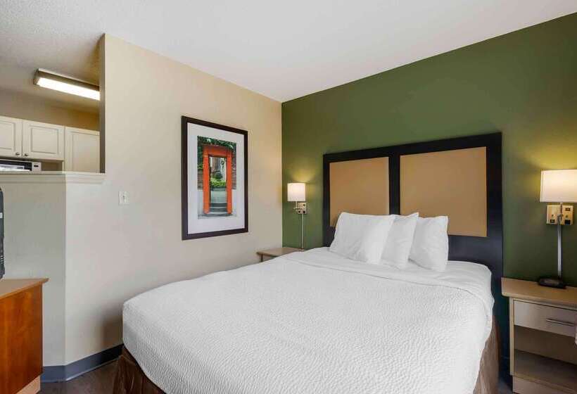 Extended Stay America Select Suites Tampa Airport Memorial Hwy