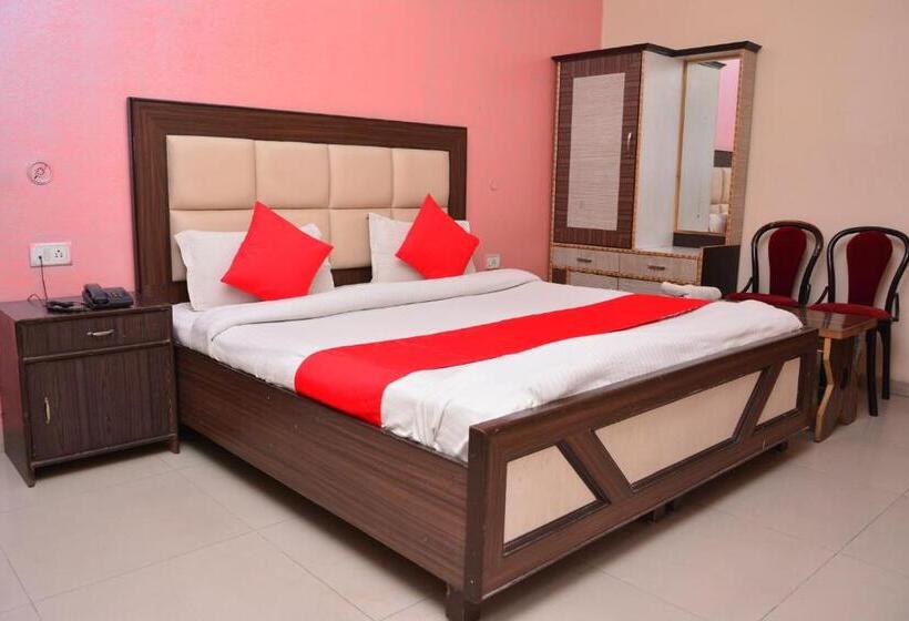 فندق Mayank Residency