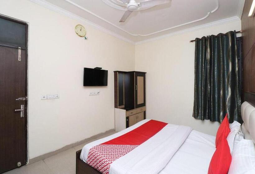 فندق Mayank Residency