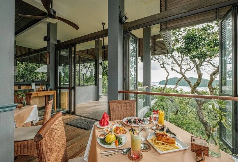 ホテル Ambong Rainforest Retreat