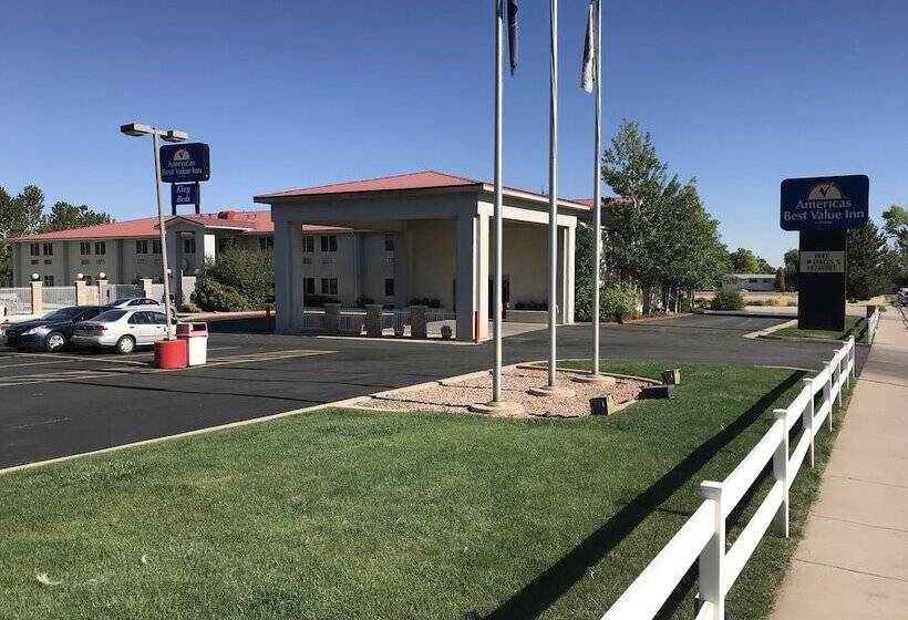 בית מלון כפרי Americas Best Value Inn Cedar City