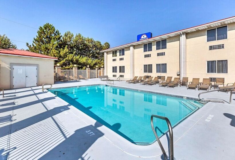 בית מלון כפרי Americas Best Value Inn Cedar City