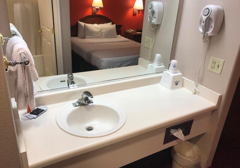 בית מלון כפרי Americas Best Value Inn Cedar City