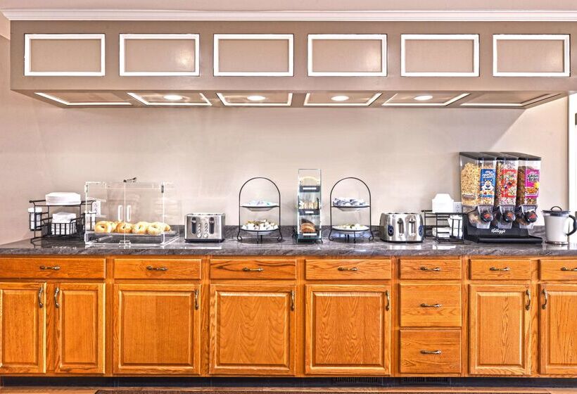 酒店 Americas Best Value Inn Plattsburgh