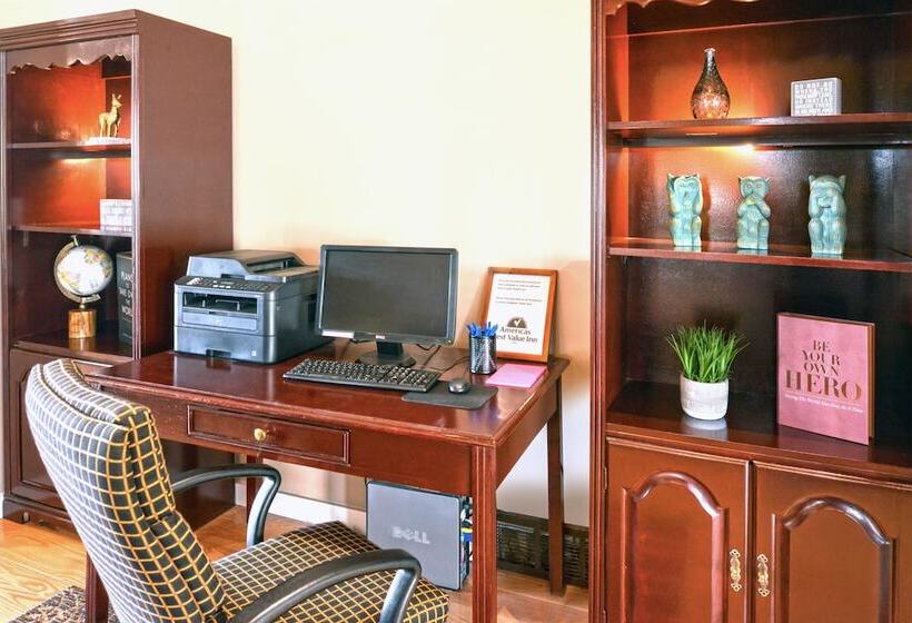 호텔 Americas Best Value Inn Plattsburgh