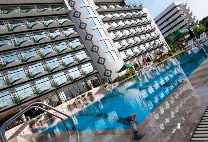 בית מלון כפרי Atlantic Palace