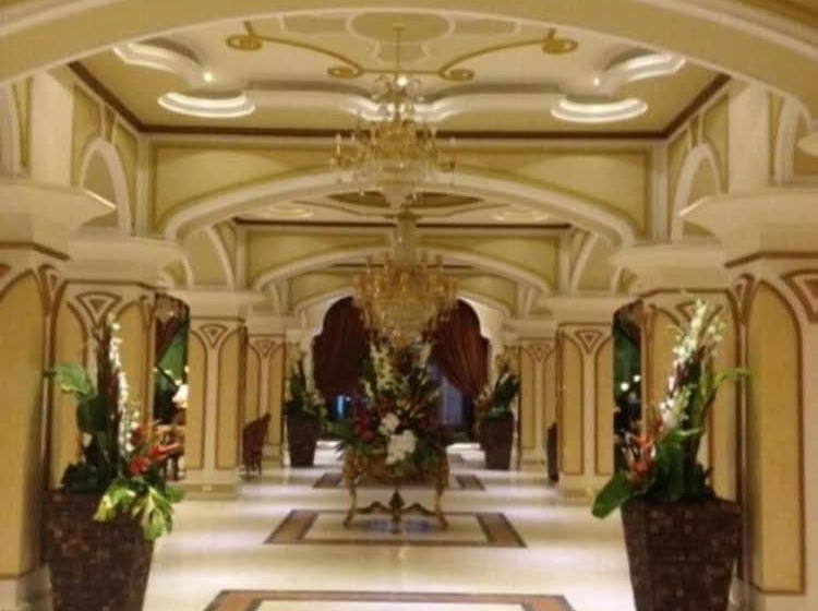 בית מלון כפרי Atlantic Palace