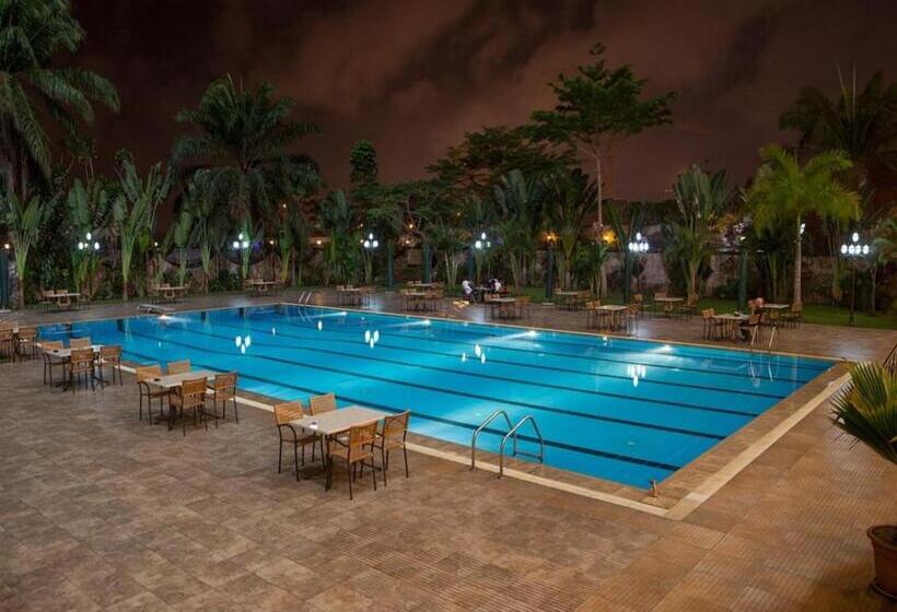 בית מלון כפרי Atlantic Palace