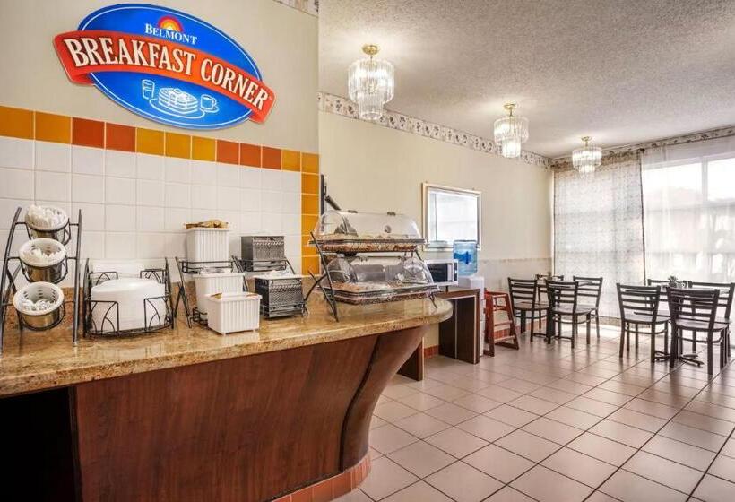 فندق Belmont Inn & Suites