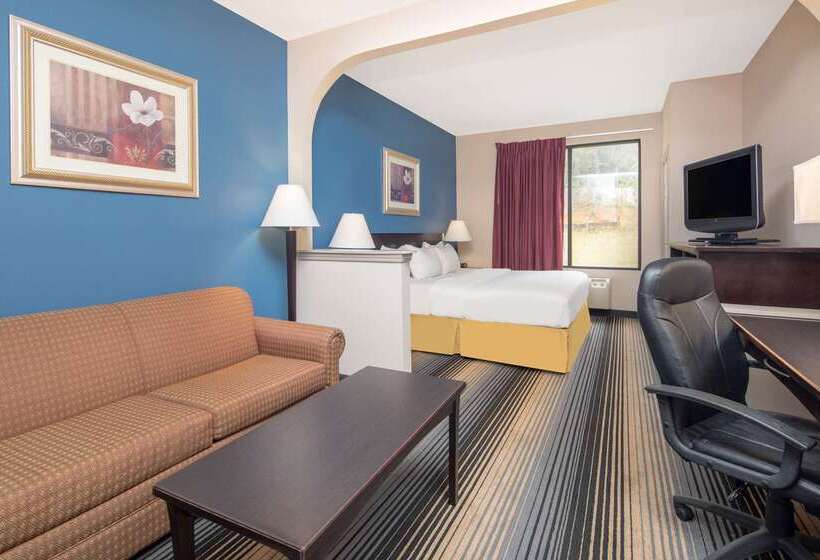 هتل Baymont By Wyndham Laurel