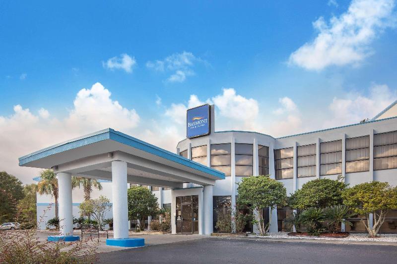 هتل Baymont By Wyndham Laurel