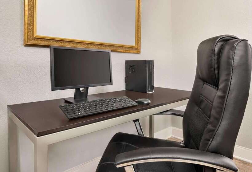 ホテル Baymont By Wyndham Swanton