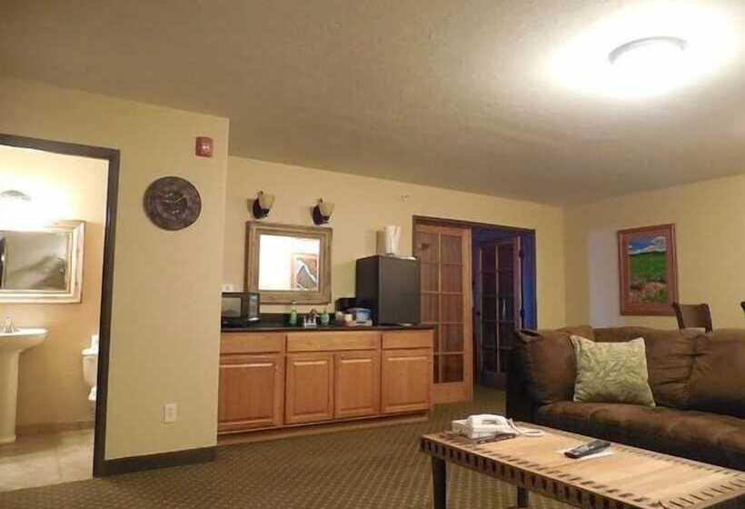 فندق Blue Mountain Inn And Suites