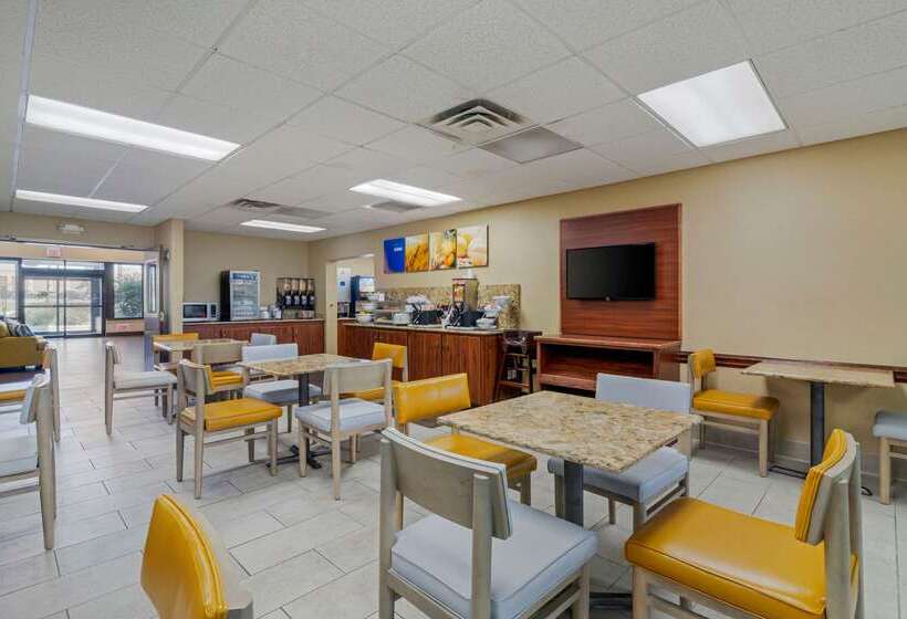 בית מלון כפרי Comfort Inn Bismarck