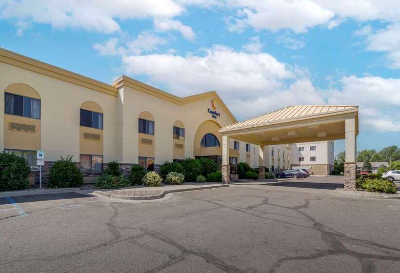בית מלון כפרי Comfort Inn Bismarck
