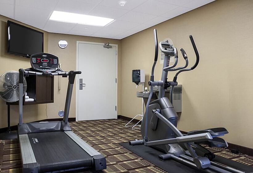 בית מלון כפרי Comfort Inn Bismarck