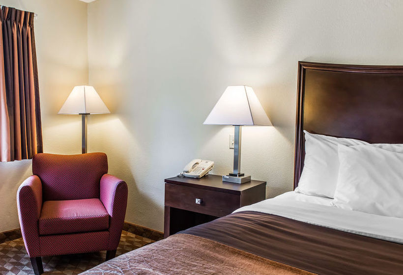 فندق Quality Inn Greensburg