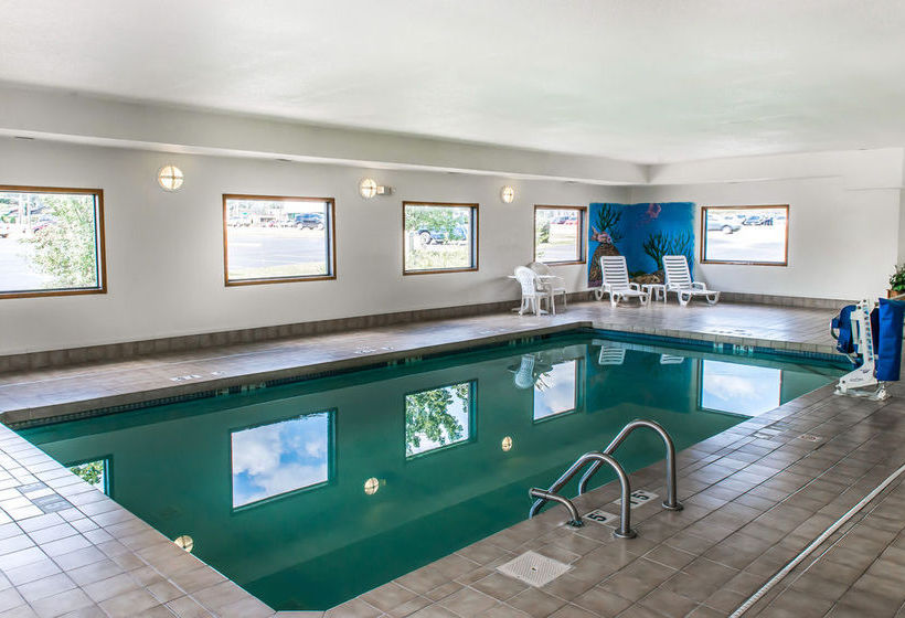 فندق Quality Inn Greensburg