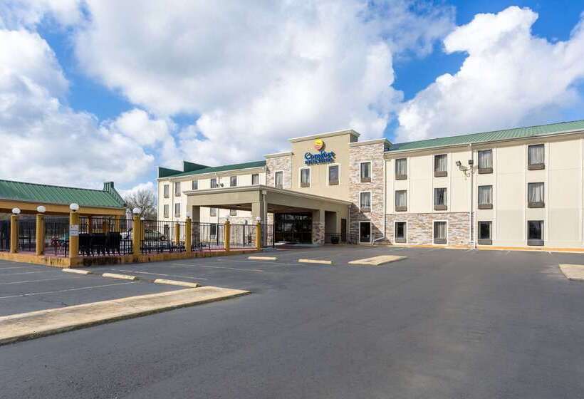호텔 Comfort Inn & Suites Airport