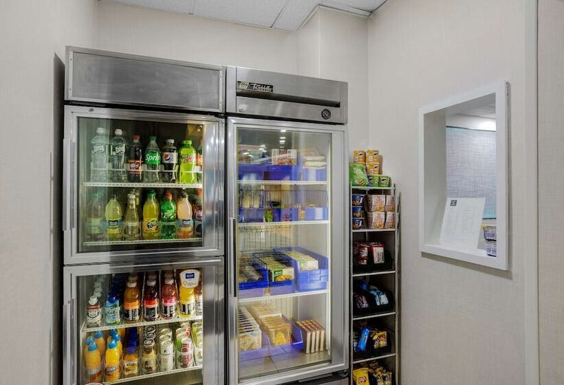 فندق Comfort Inn & Suites Mt. Laurelphiladelphia