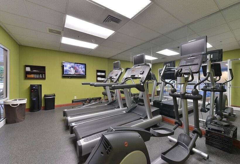فندق Comfort Inn & Suites Mt. Laurelphiladelphia