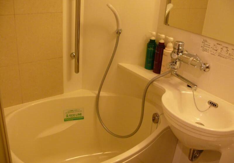 Apa Hotel Yokohama Kannai