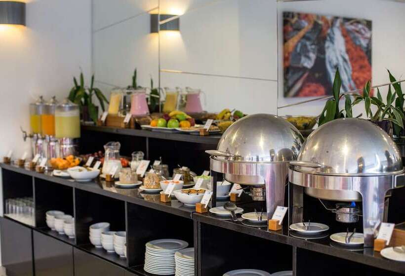 هتل Costa Del Sol Wyndham Chiclayo