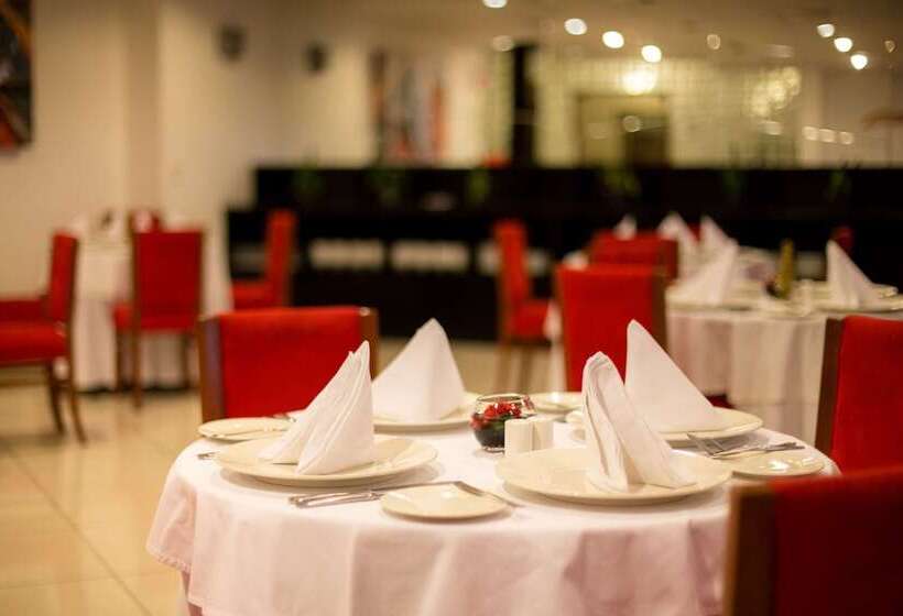 هتل Costa Del Sol Wyndham Chiclayo