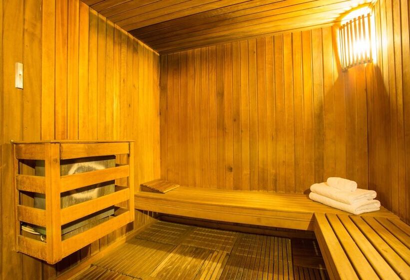 هتل Costa Del Sol Wyndham Chiclayo