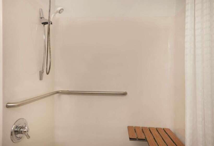 فندق Country Inn & Suites By Radisson, Valparaiso, In