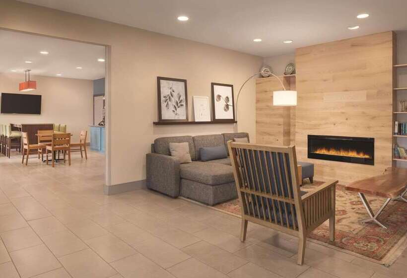 فندق Country Inn & Suites By Radisson, Valparaiso, In