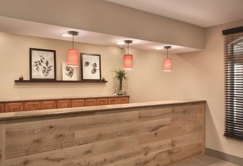 فندق Country Inn & Suites By Radisson, Valparaiso, In