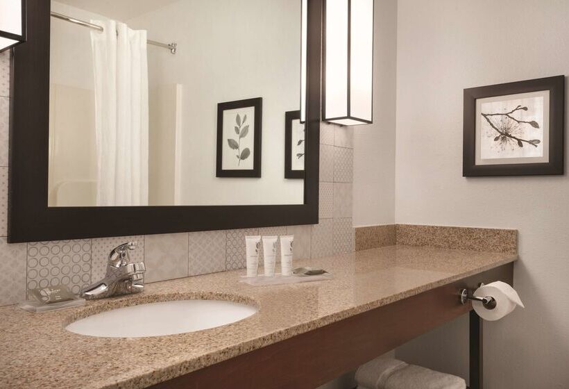 فندق Country Inn & Suites By Radisson, Valparaiso, In