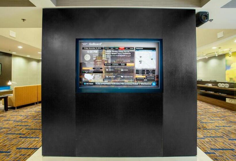 فندق Courtyard Boston Raynham