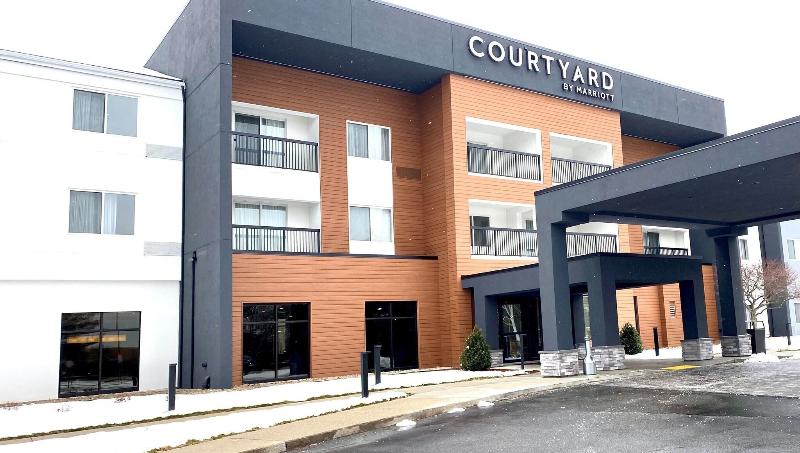 فندق Courtyard Boston Raynham