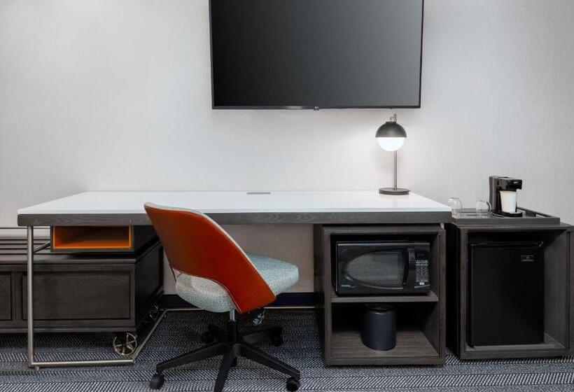 Отель Courtyard By Marriott Danbury