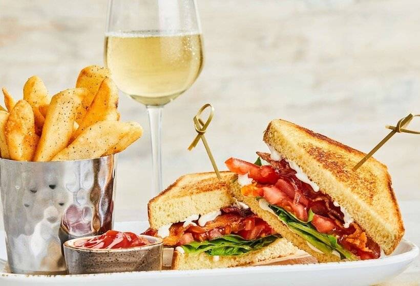 فندق Courtyard Farmington