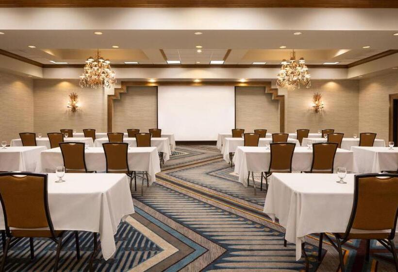 فندق Courtyard Farmington