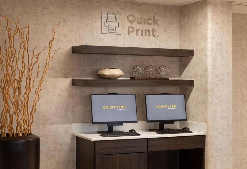 فندق Courtyard Farmington