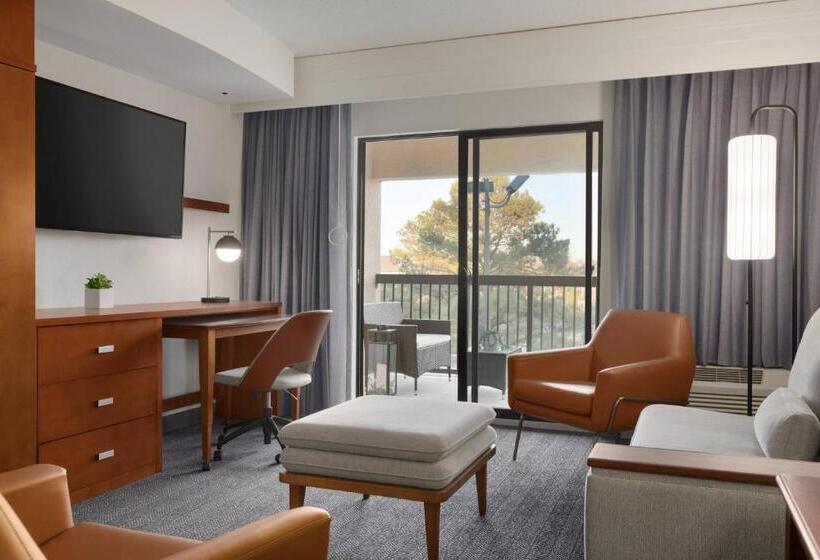 فندق Courtyard Greenville