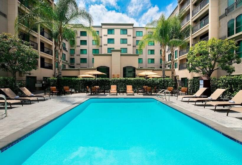 בית מלון כפרי Courtyard By Marriott Los Angeles Pasadena Old Town