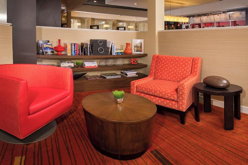 Отель Courtyard Manassas Battlefield Park